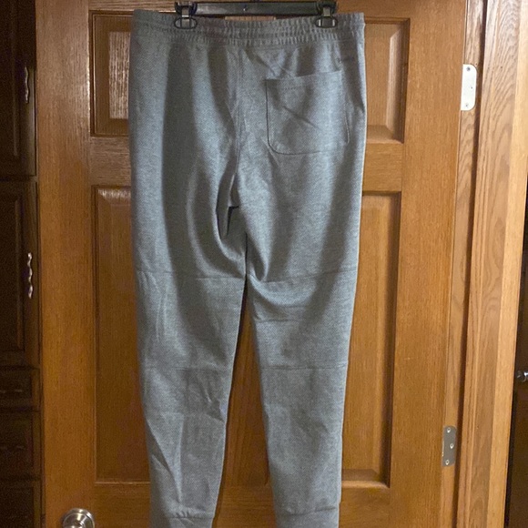 Brand new Spyder joggers! - Picture 5 of 8